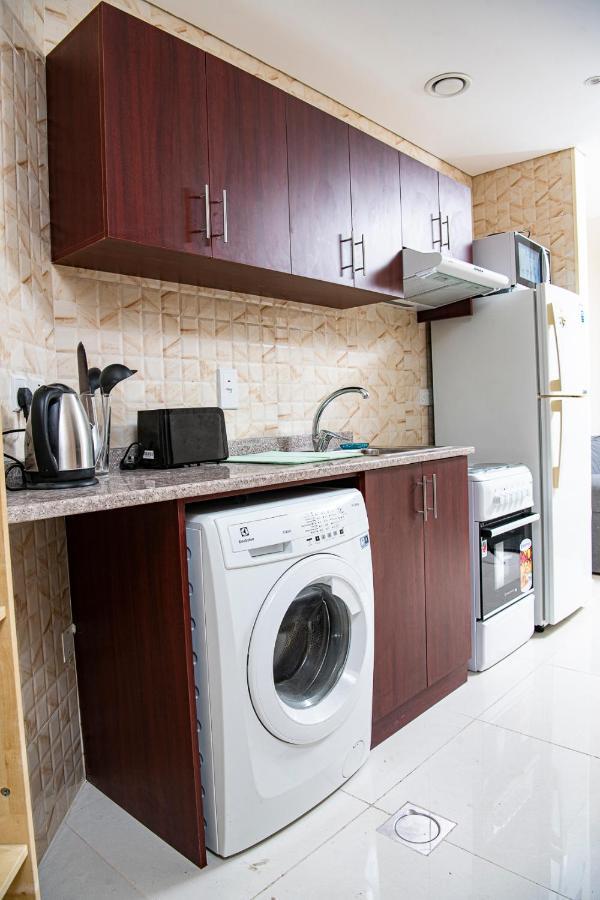 Studio In The Heart Of Sports City -Great View & Amenities! دبي المظهر الخارجي الصورة