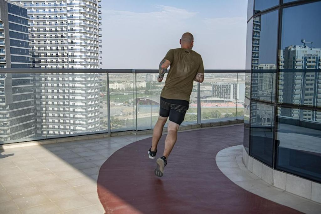 Studio In The Heart Of Sports City -Great View & Amenities! دبي المظهر الخارجي الصورة