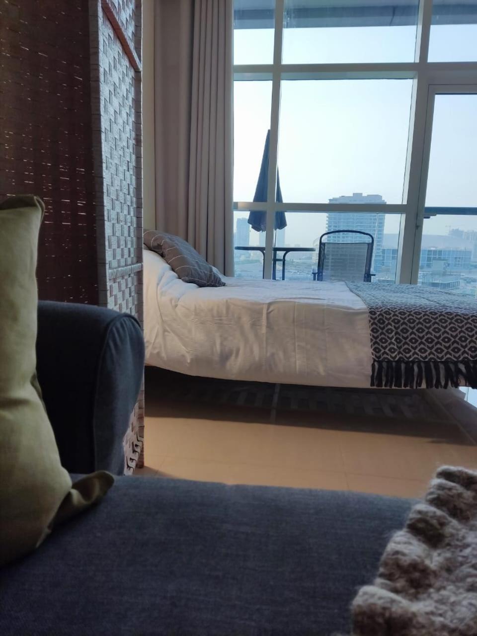 Studio In The Heart Of Sports City -Great View & Amenities! دبي المظهر الخارجي الصورة