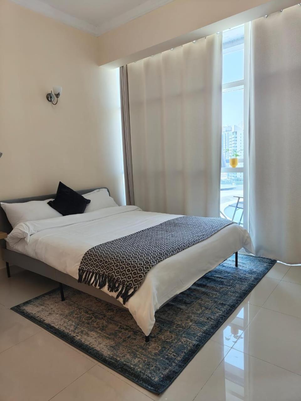 Studio In The Heart Of Sports City -Great View & Amenities! دبي المظهر الخارجي الصورة